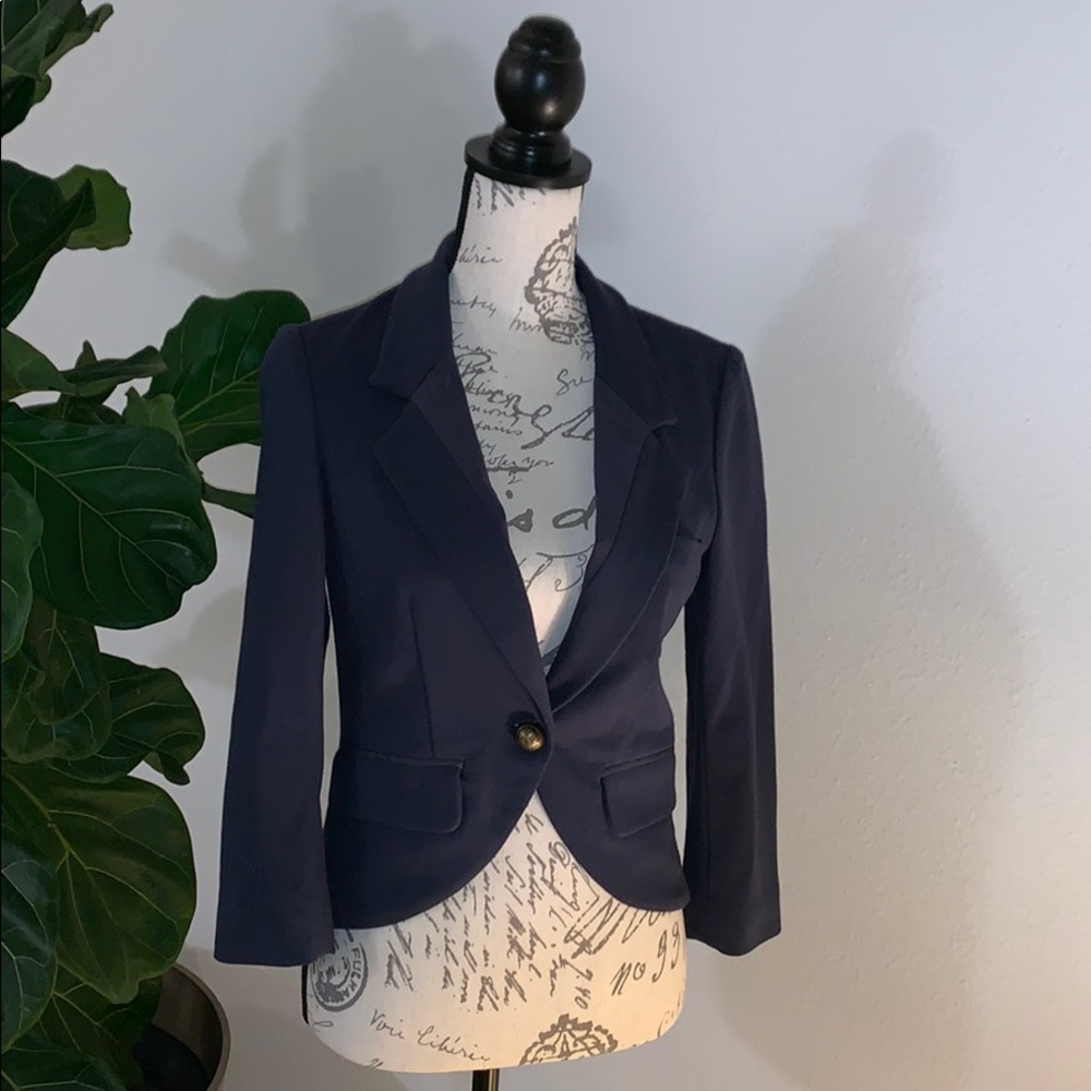 Classic Elizabeth and James Nazy Blazer